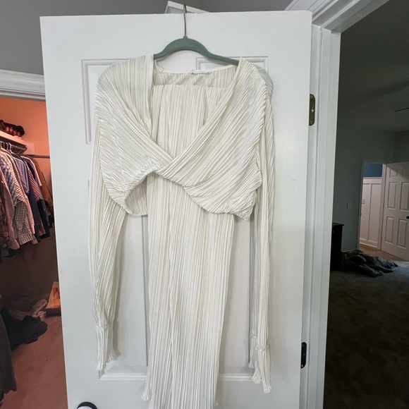 Two Piece Set - Picture 2 of 5